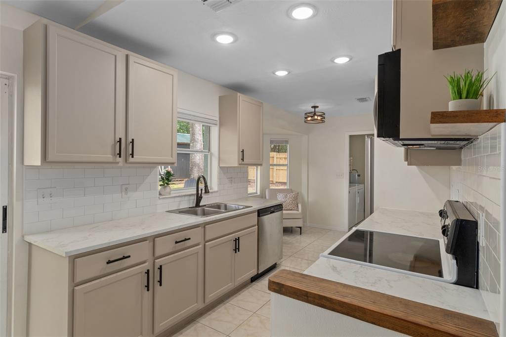 4325 South Canton Terrace Inverness, FL 34452 - Photo 4 of 35 a kitchen with a sink and cabinets