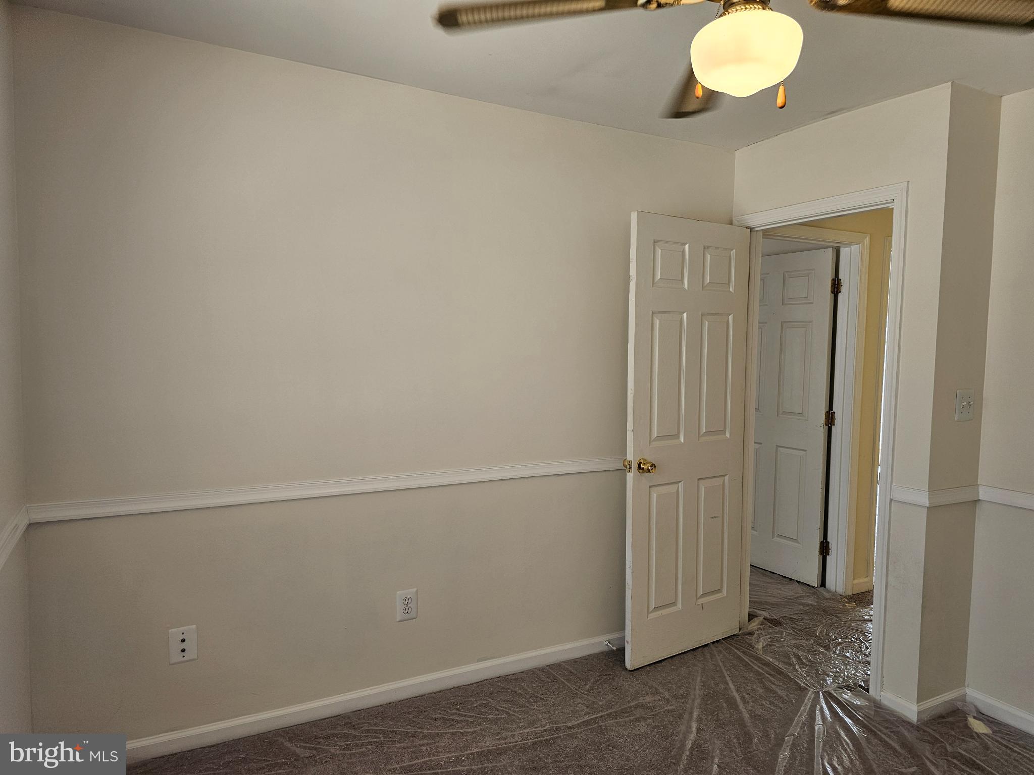 7701 Croom Road Upper Marlboro, MD 20772 - Photo 52 of 53 Bright, inviting space ready for your touch.