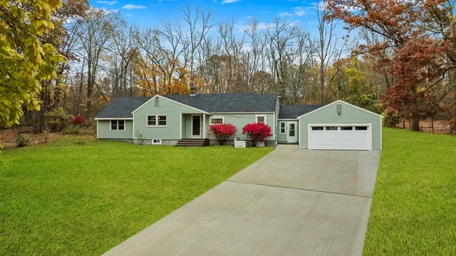 $939,000 | 322 River Road, Andover, MA 01810