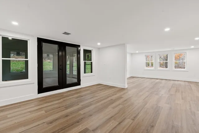 $939,000 | 322 River Road, Andover, MA 01810