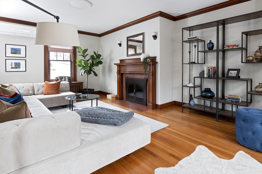 11 Howitt Road Boston, MA 02132 - Photo 5 of 16 Gallery Image 5