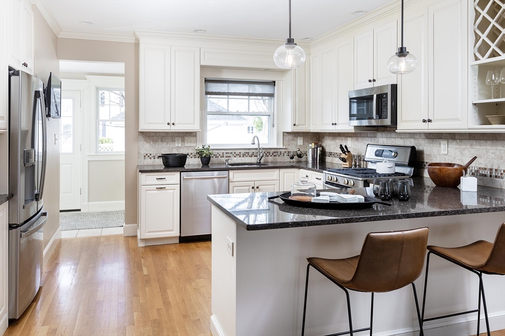 11 Howitt Road Boston, MA 02132 - Photo 7 of 16 Gallery Image 7