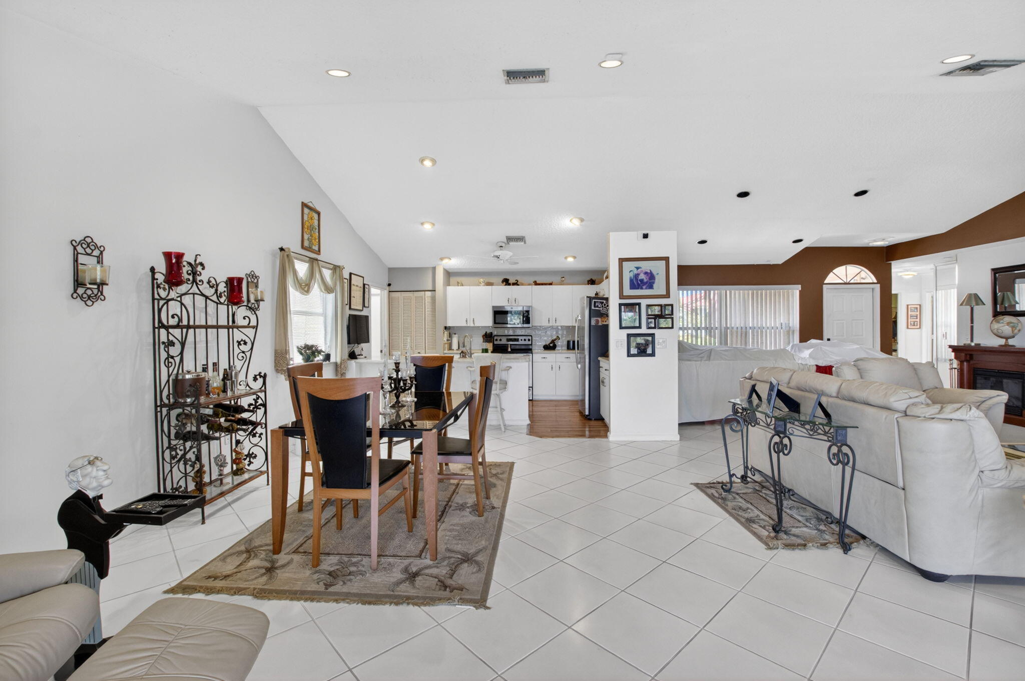 5665 Aspen Ridge Circle Delray Beach, FL 33484 - Photo 11 of 46 10-web-or-mls-DSC_0205 - Copy