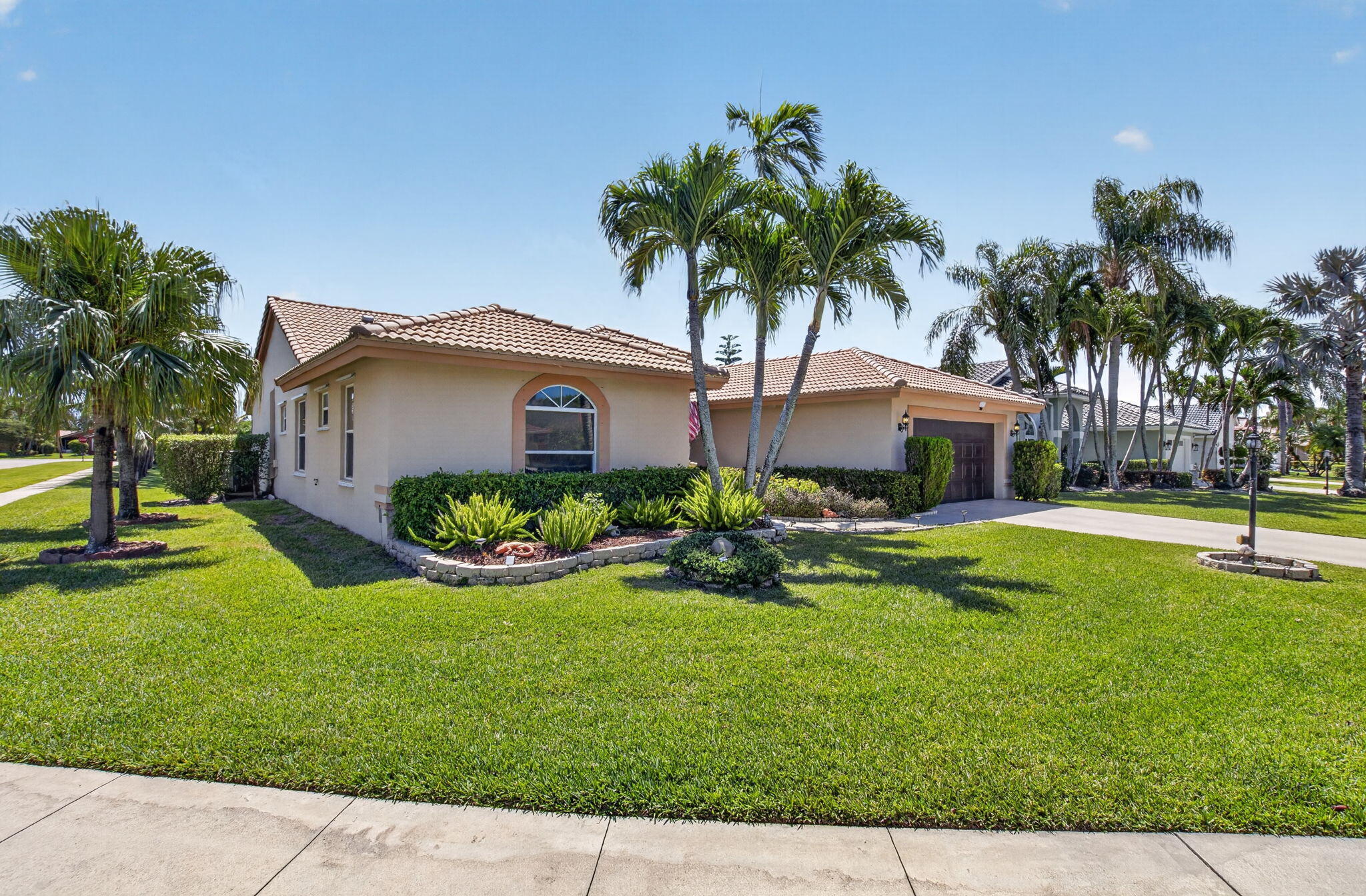 5665 Aspen Ridge Circle Delray Beach, FL 33484 - Photo 2 of 46 3-web-or-mls-DSC_0170