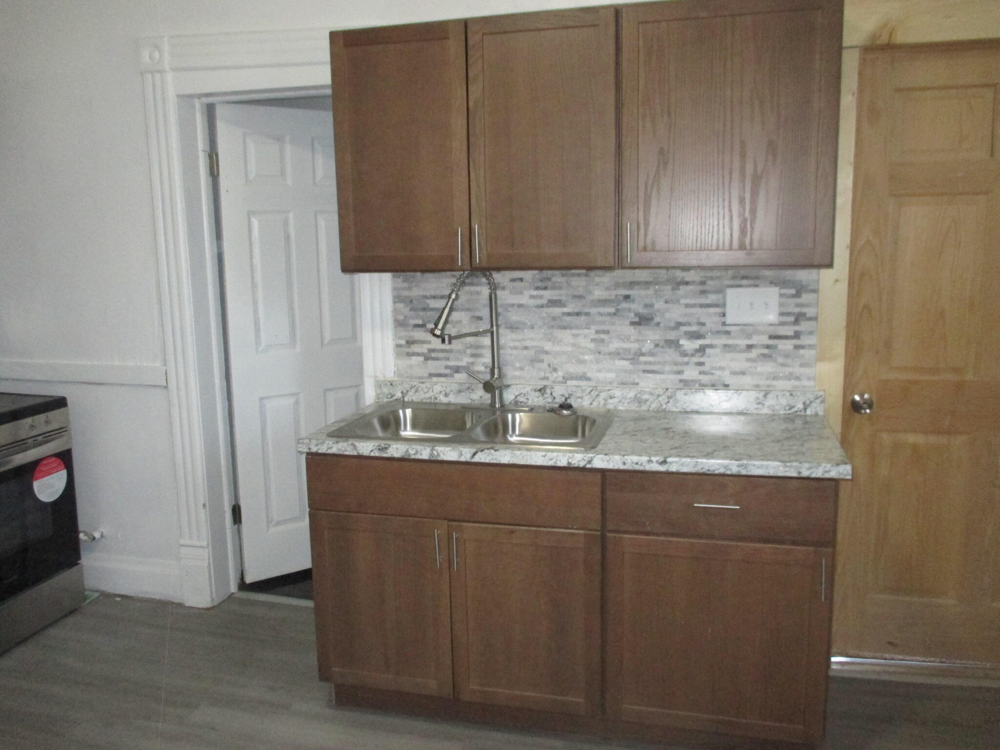 2114 North 28th Street, Unit 2116 Milwaukee, WI 53208 - Photo 22 of 38 IMG_2888