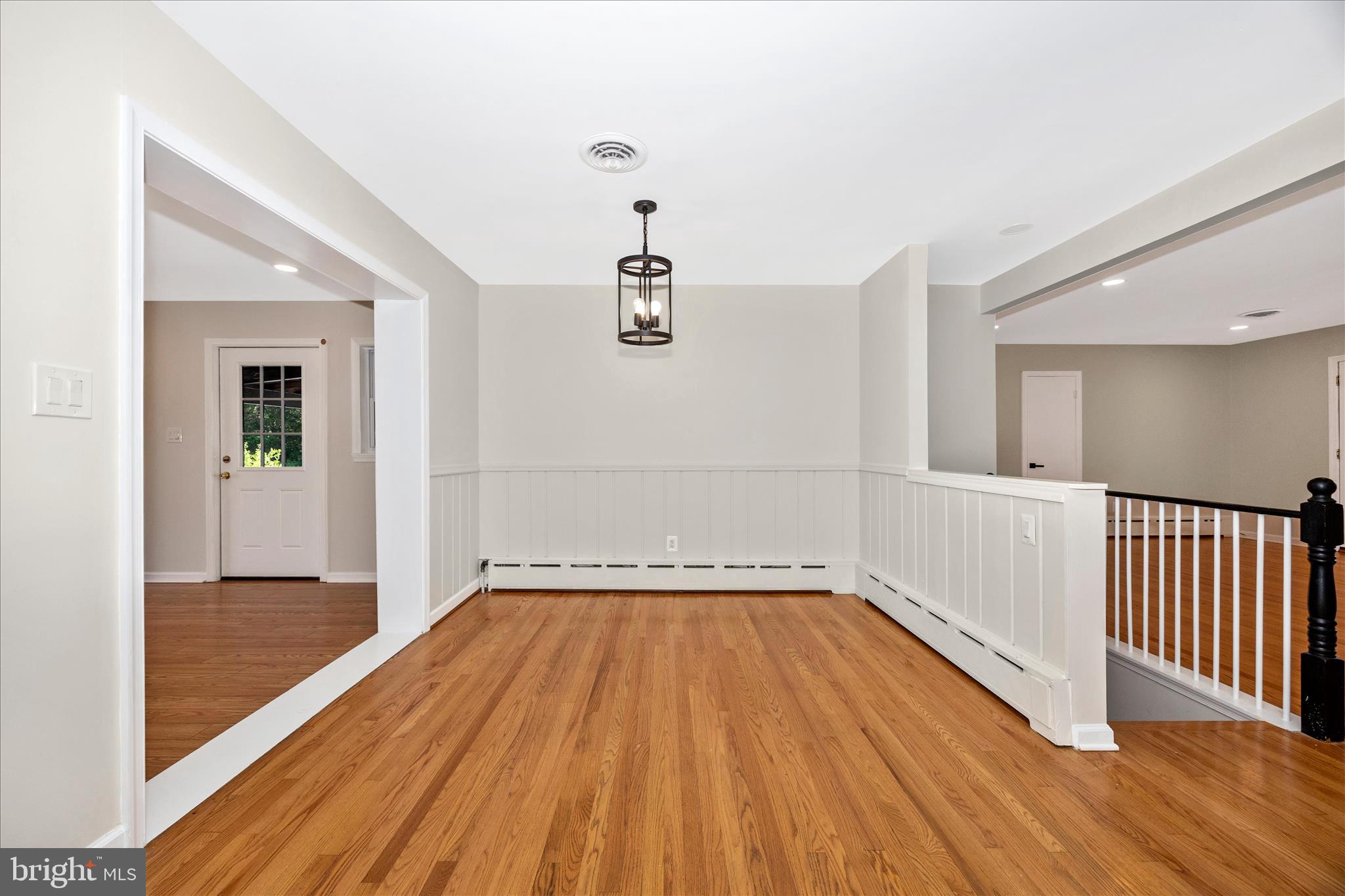16215 Redland Road Rockville, MD 20855 - Photo 11 of 51 OLIA3085