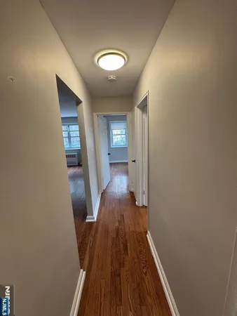 $2,550 | 2195 North Central Road, Unit 2B, Fort Lee, NJ 07024