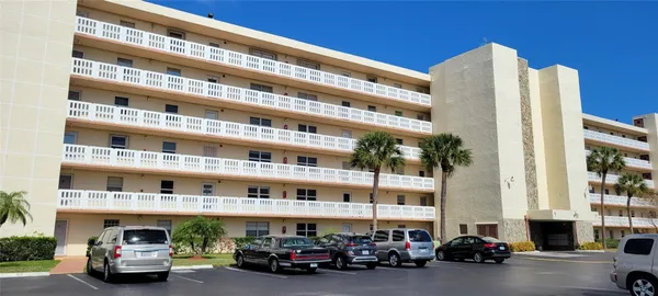 $179,000 | 131 Southeast 3rd Avenue, Unit 304, Dania Beach, FL 33004