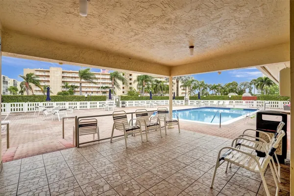 $179,000 | 131 Southeast 3rd Avenue, Unit 304, Dania Beach, FL 33004