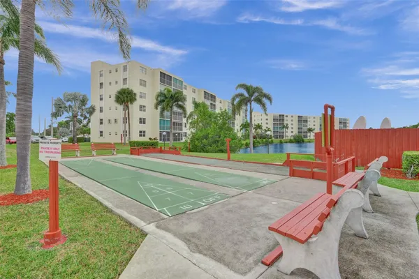 $179,000 | 131 Southeast 3rd Avenue, Unit 304, Dania Beach, FL 33004