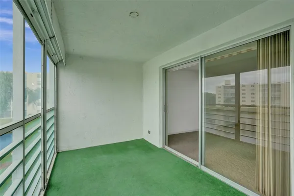 $179,000 | 131 Southeast 3rd Avenue, Unit 304, Dania Beach, FL 33004