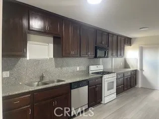 $2,950 | 900 South G Street, Perris, CA 92570