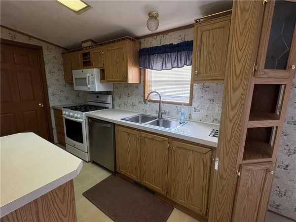 $199,000 | 3078 North 1st Street, Jamestown, PA 16134