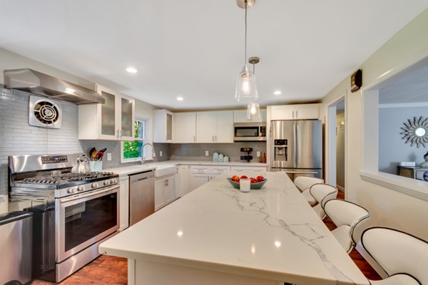 798 Concord Road Sudbury, MA 01776 - Photo 5 of 15 Gallery Image 5
