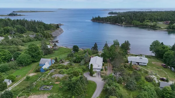 $995,000 | 22-26 Tinkers Landing, Vinalhaven, ME 04863