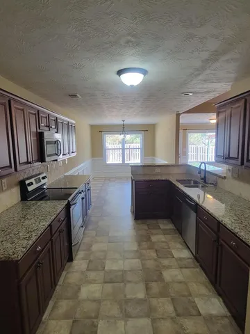 $2,075 | 2581 Kirby Avenue, Grovetown, GA 30813