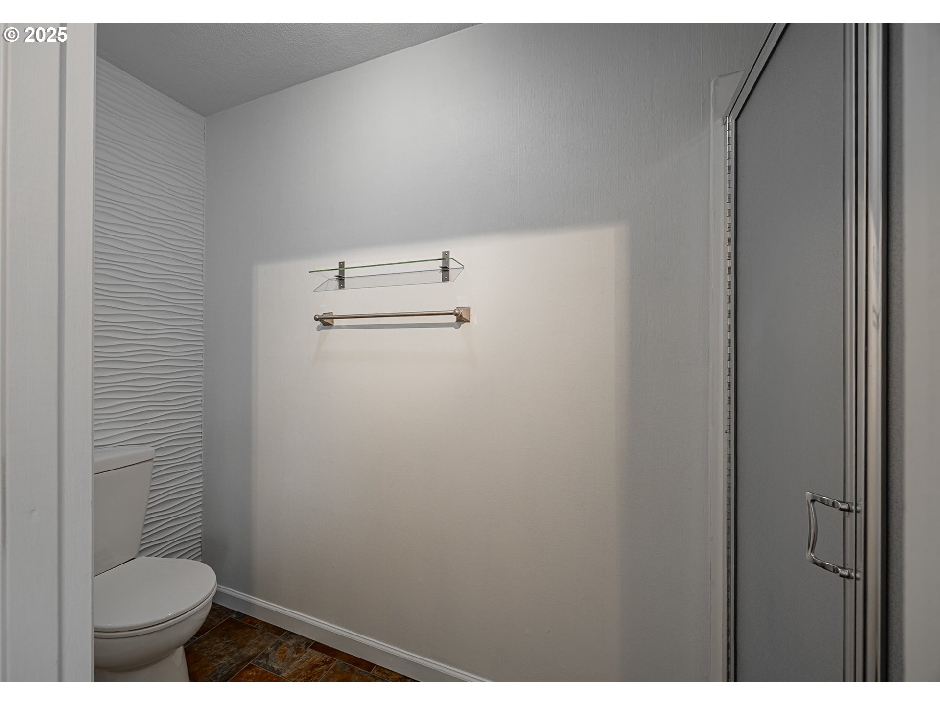 67538 East Bay Road North Bend, OR 97459 - Photo 36 of 48 Bathroom, Attached