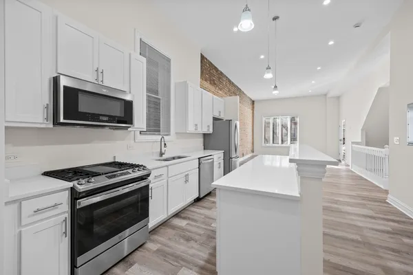 $1,649,000 | 2432 West Cortez Street, Chicago, IL 60622