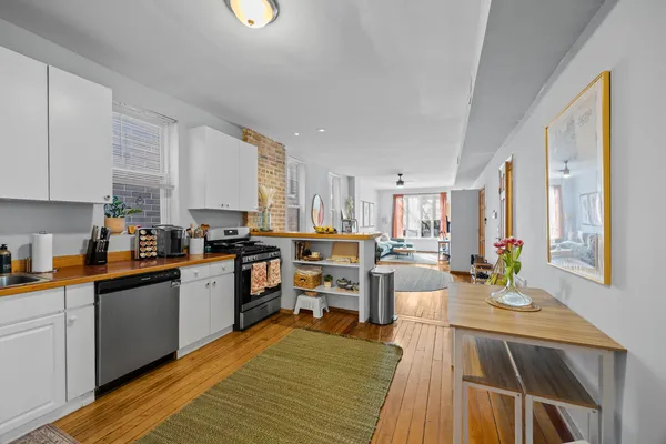 $1,649,000 | 2432 West Cortez Street, Chicago, IL 60622