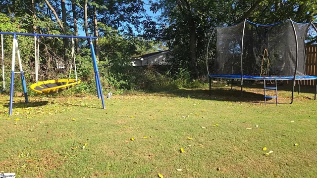 $375,900 | 200 West 4th Avenue, Easley, SC 29640