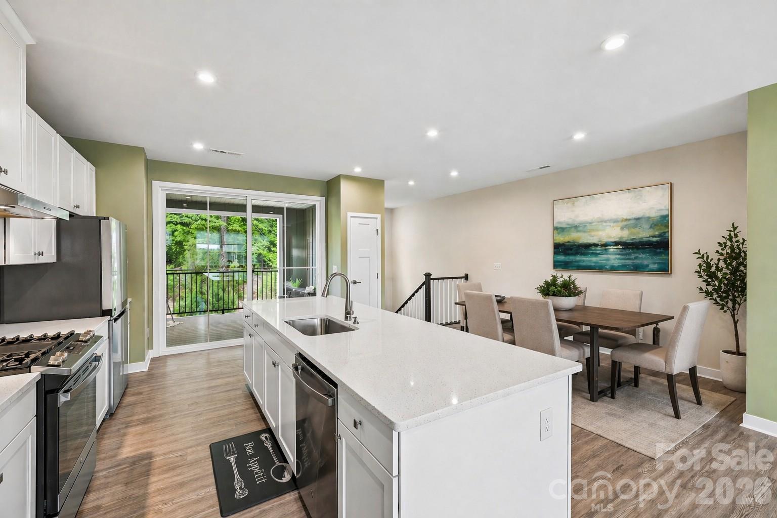 957 Portrush Lane Tega Cay, SC 29708 - Photo 6 of 39