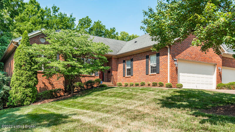4118 Dolphin Road, Unit 43 Louisville, KY 40220 - Photo 2 of 44 DSC_6696