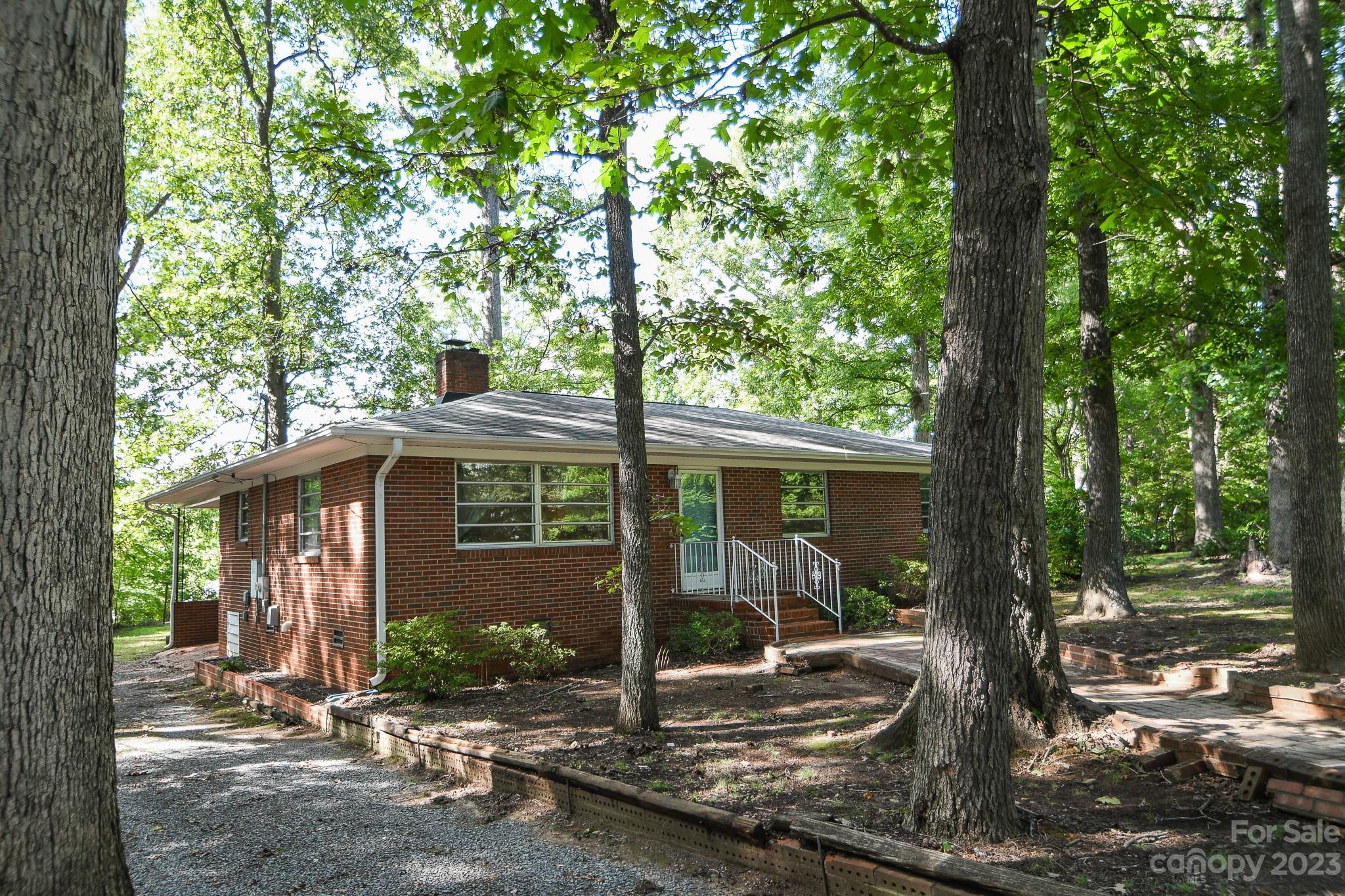 2409 Fowler Secrest Road Monroe, NC 28110 - Photo 2 of 31 Gallery Image 2