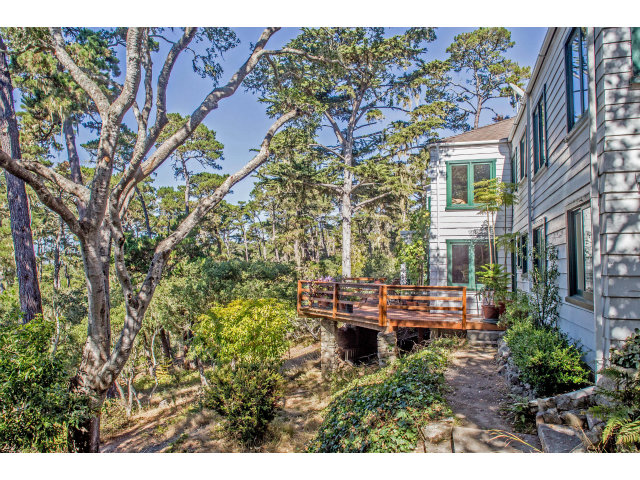 47 Mt Devon Road Carmel, CA 93923 - Photo 11 of 18 Gallery Image 11
