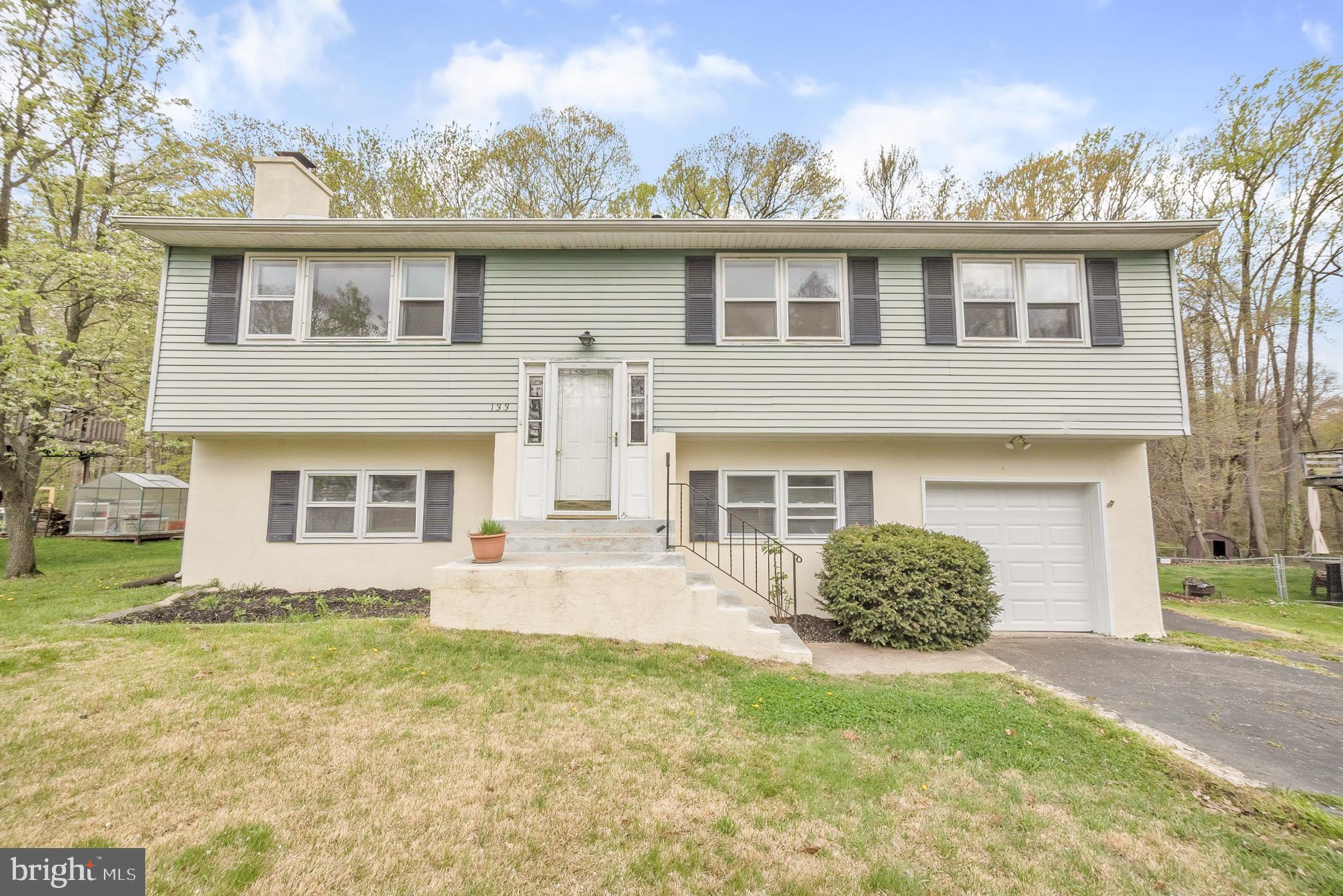 133 North Hunter Forge Road Newark, DE 19713 - Photo 1 of 31 Gallery Image 1