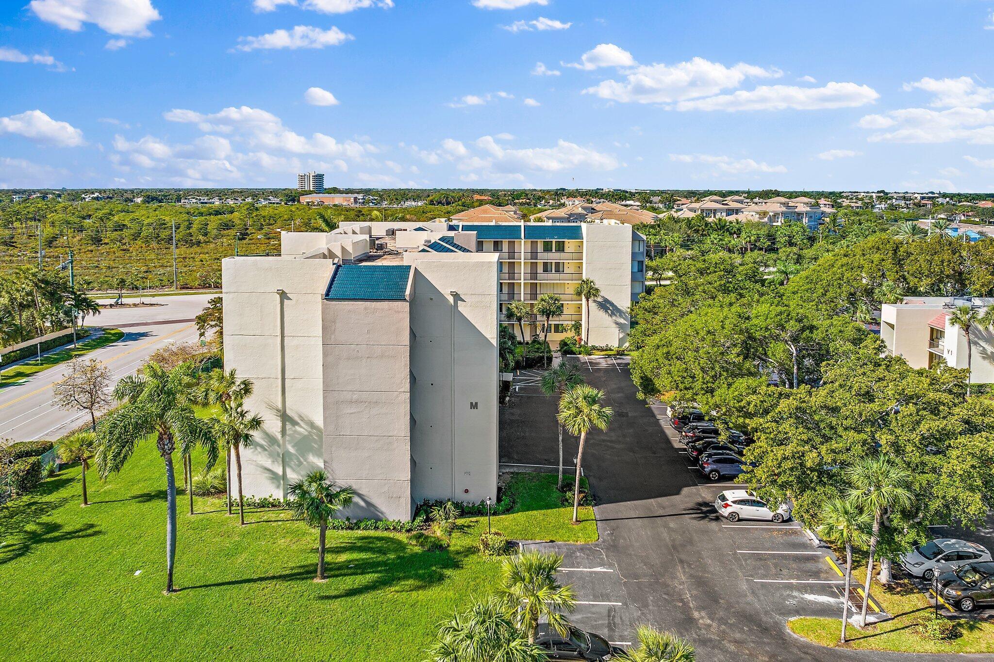 1605 Highway 1, Unit M1403 Jupiter, FL 33477 - Photo 31 of 34 a view of a city