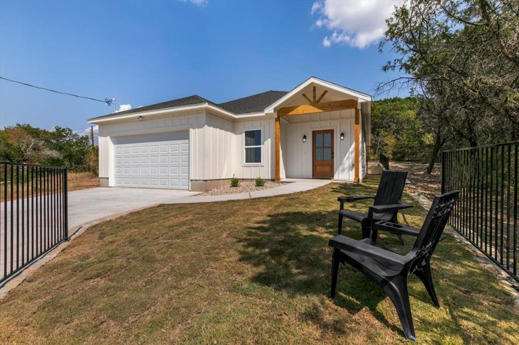 1001 Apache Ridge Road Granbury, TX 76048 - Photo 4 of 37 Gallery Image 4