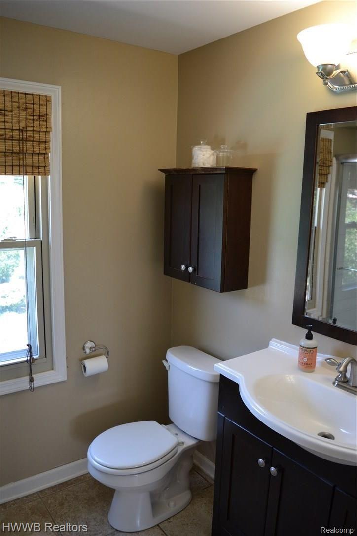 1950 Kilburn Road West Rochester, MI 48306 - Photo 26 of 45 20a.JPG