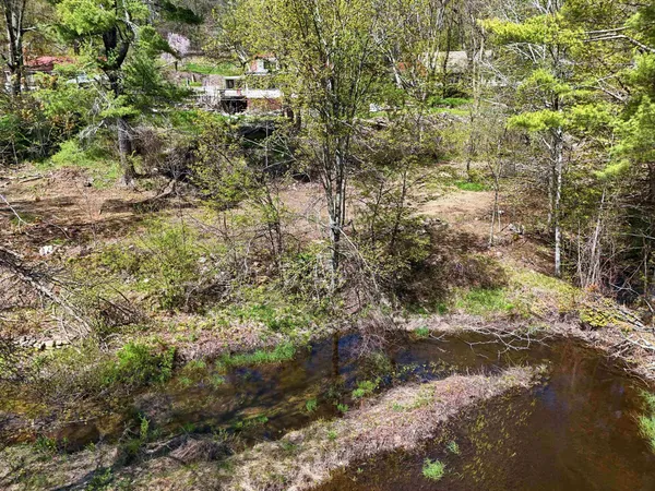 $319,900 | 374 Burton Highway, Wilton, NH 03086