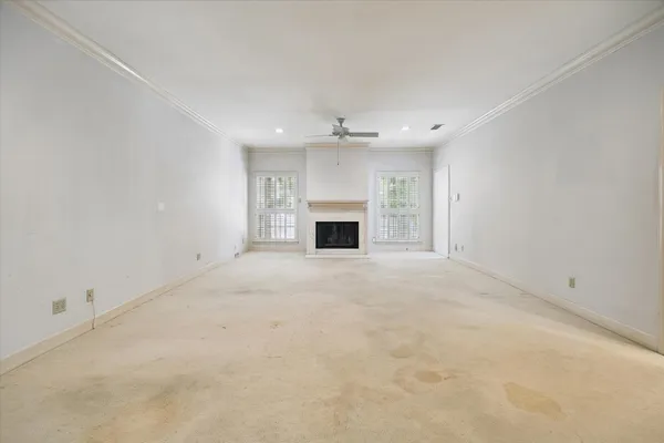 $825,000 | 2210 Avalon Place, Houston, TX 77019