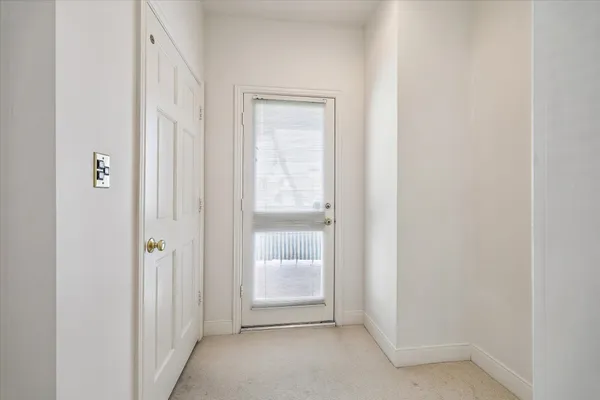 $825,000 | 2210 Avalon Place, Houston, TX 77019