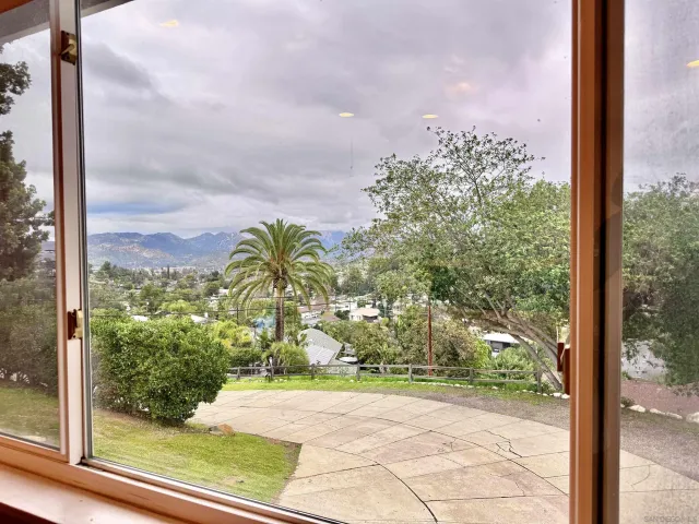 $799,900 | 8918 Westhill Road, Lakeside, CA 92040