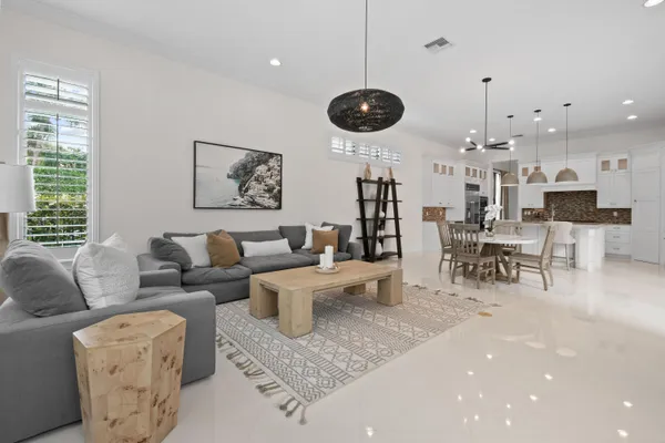 $14,000 | 145 Gardenia Isles Drive, Palm Beach Gardens, FL 33418