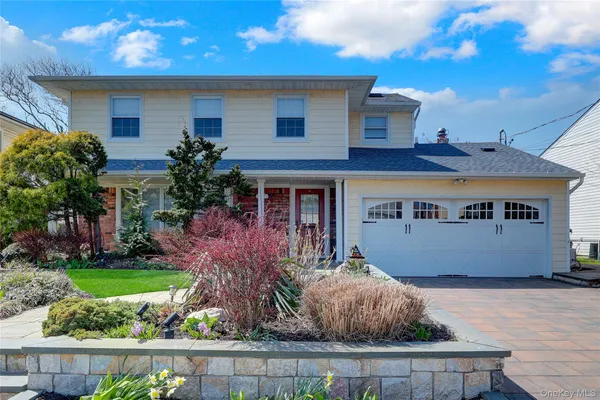 $1,200,000 | 67 Reynolds Drive, Lido Beach, NY 11561