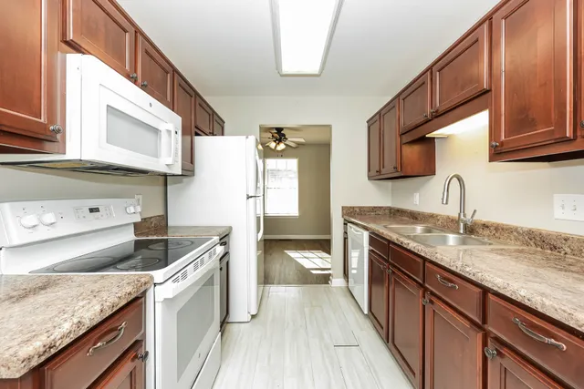 $1,830 | 620 Cedar Bend Lane, La Vergne, TN 37086