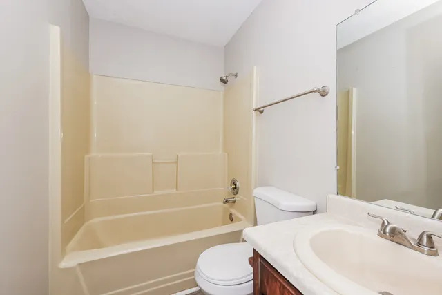 $1,830 | 620 Cedar Bend Lane, La Vergne, TN 37086