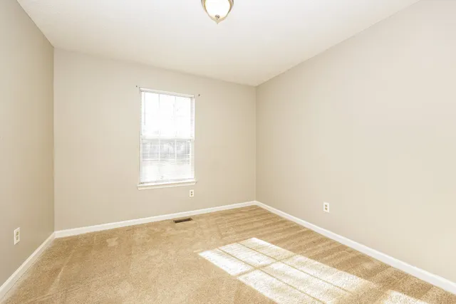 $1,830 | 620 Cedar Bend Lane, La Vergne, TN 37086