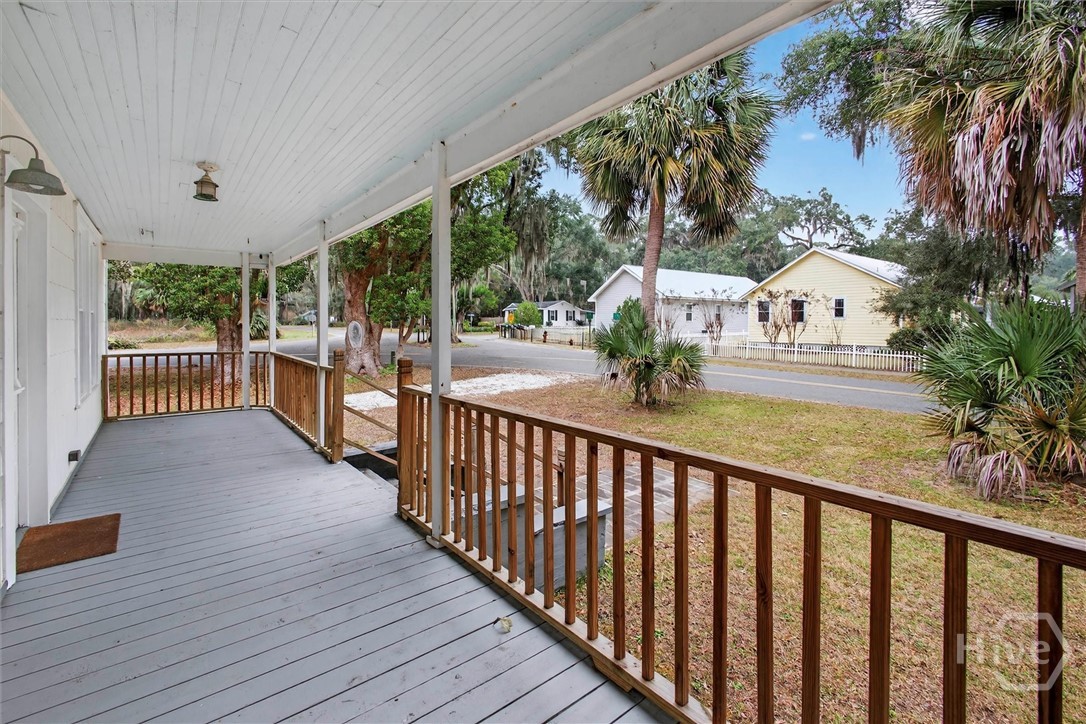 1401 Wayne Street Darien, GA 31305 - Photo 5 of 66