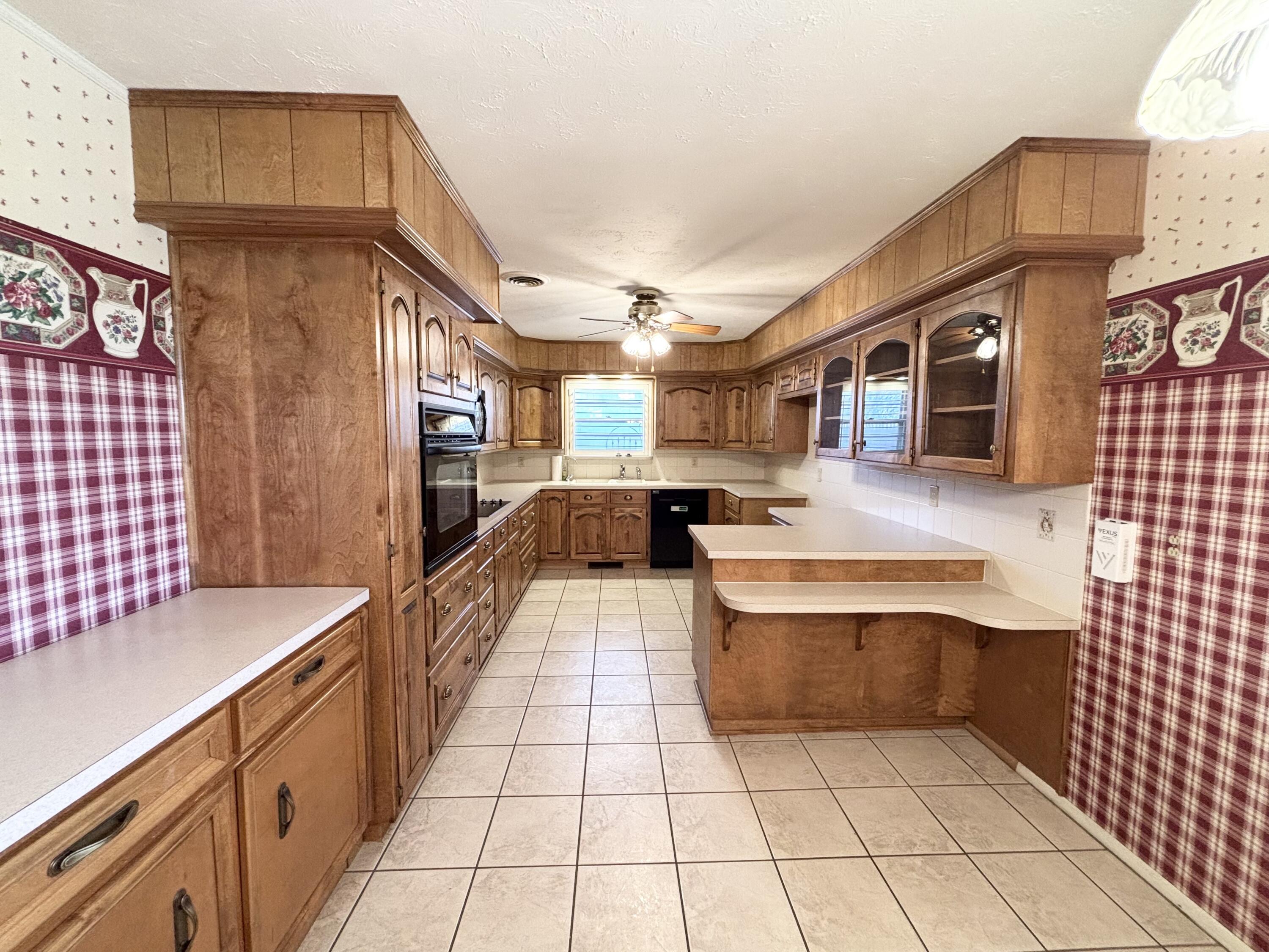 1002 1st Street Abernathy, TX 79311 - Photo 12 of 28 IMG_2846