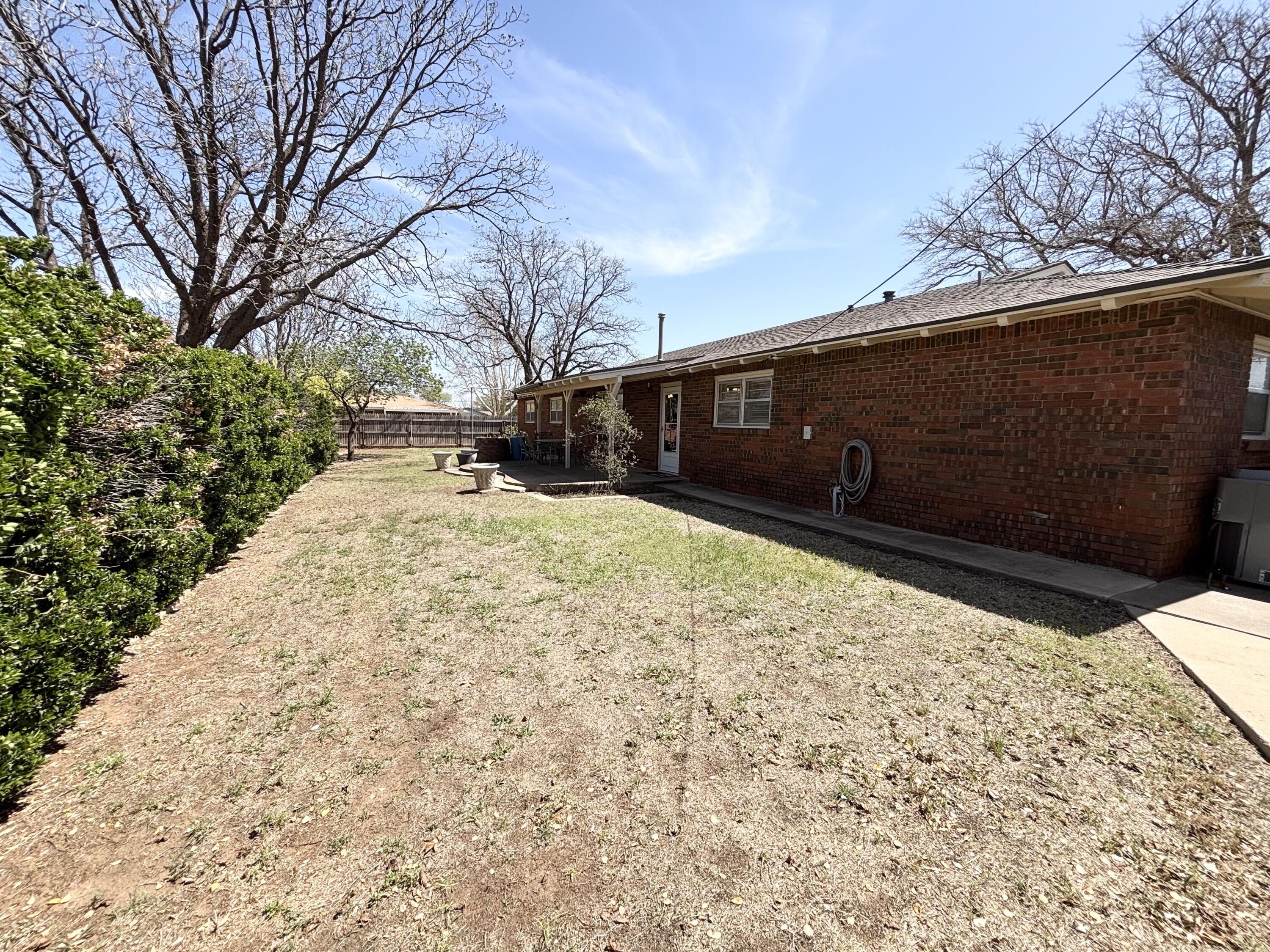 1002 1st Street Abernathy, TX 79311 - Photo 25 of 28 IMG_2860