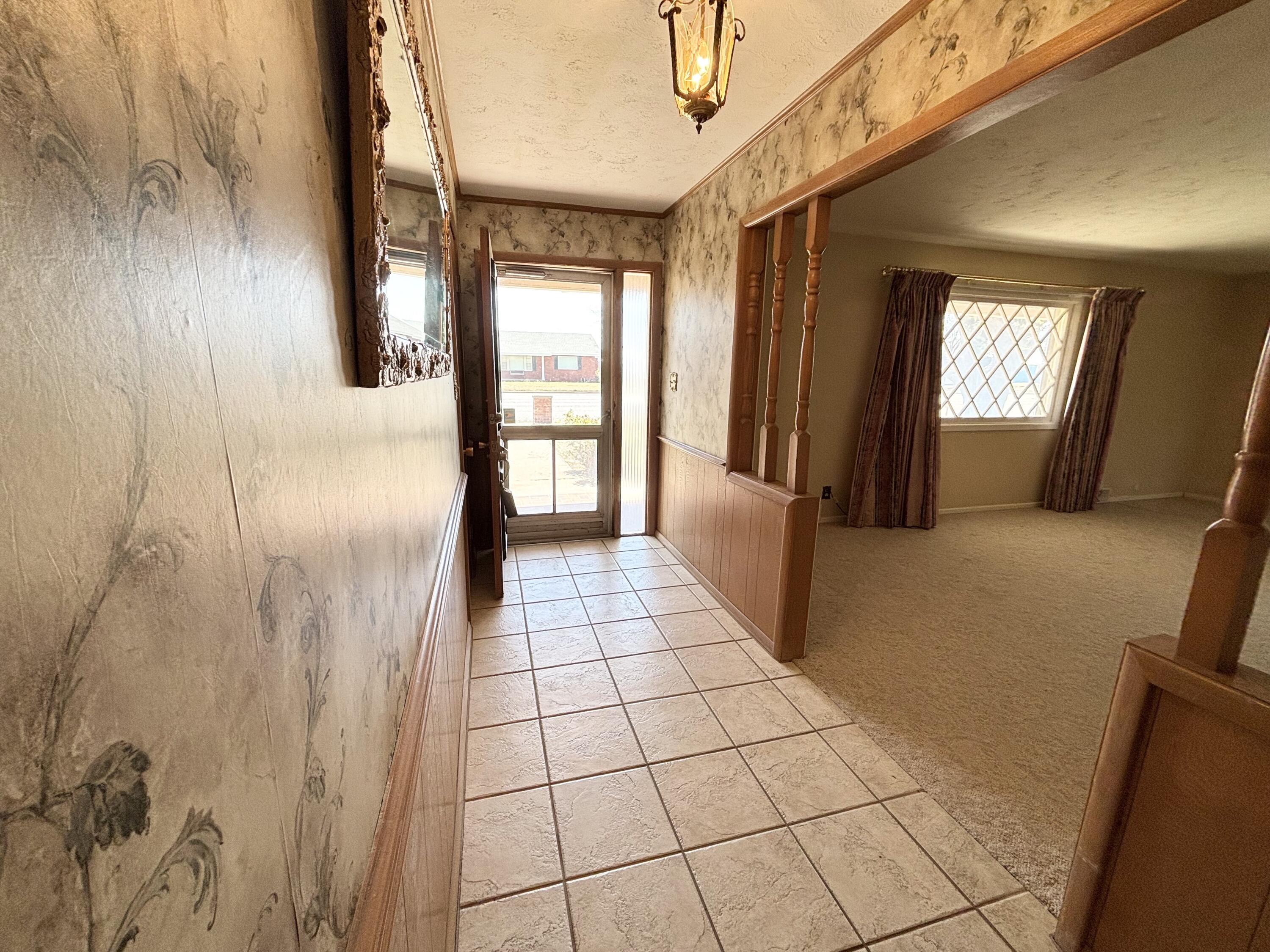 1002 1st Street Abernathy, TX 79311 - Photo 5 of 28 IMG_2839