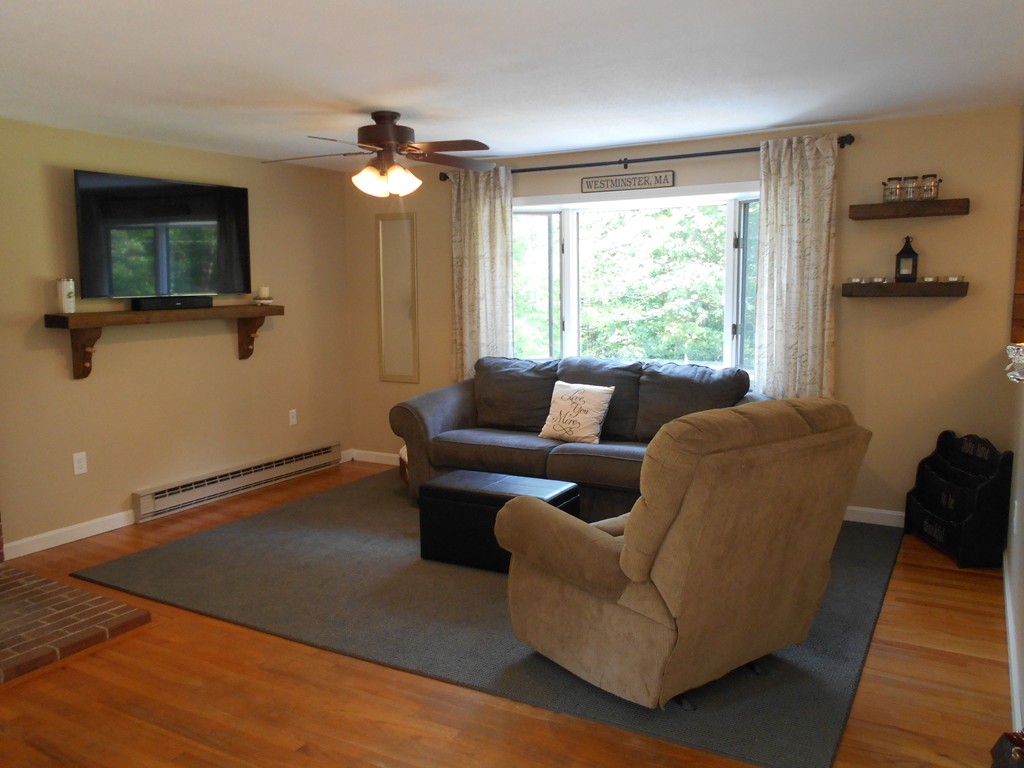 47 Spruce Road Westminster, MA 01473 - Photo 4 of 15