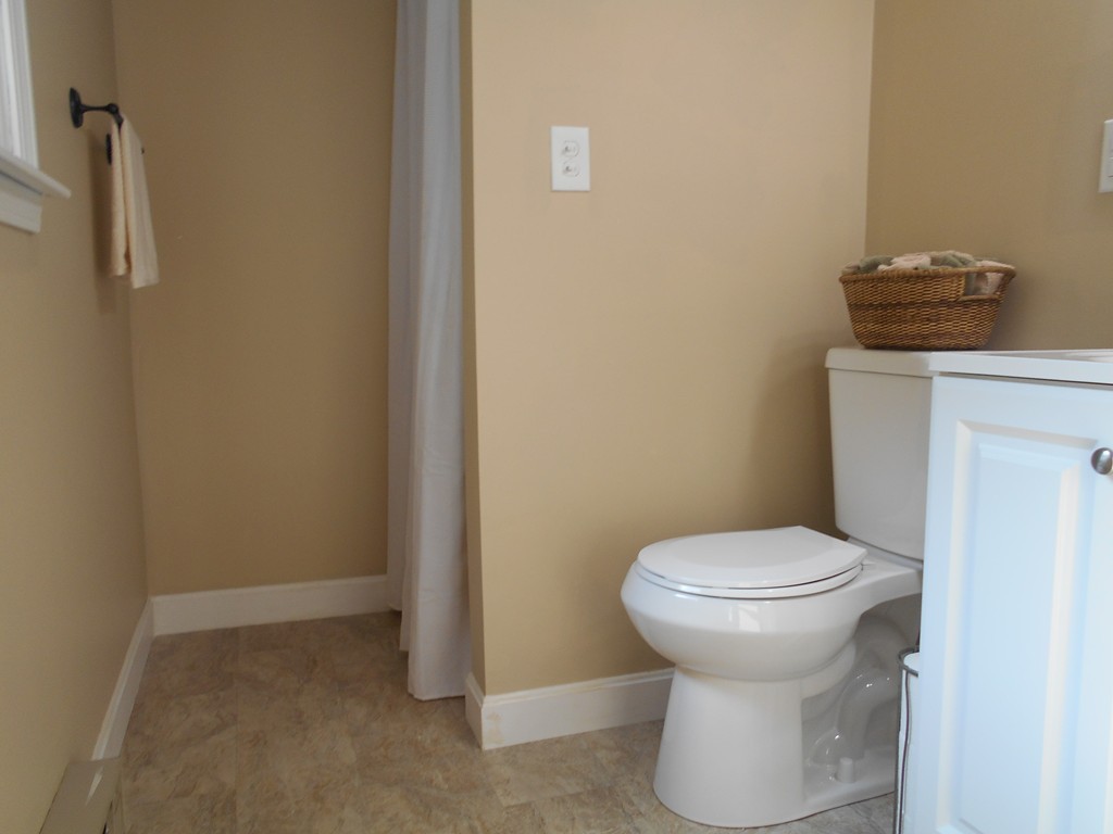 47 Spruce Road Westminster, MA 01473 - Photo 7 of 15