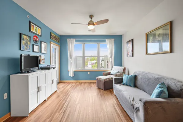 $365,000 | 107 Sutherland Court, Unit 323, Madison, WI 53704