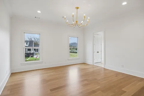 $5,950,000 | 2122 Old Hickory Boulevard, Nashville, TN 37215