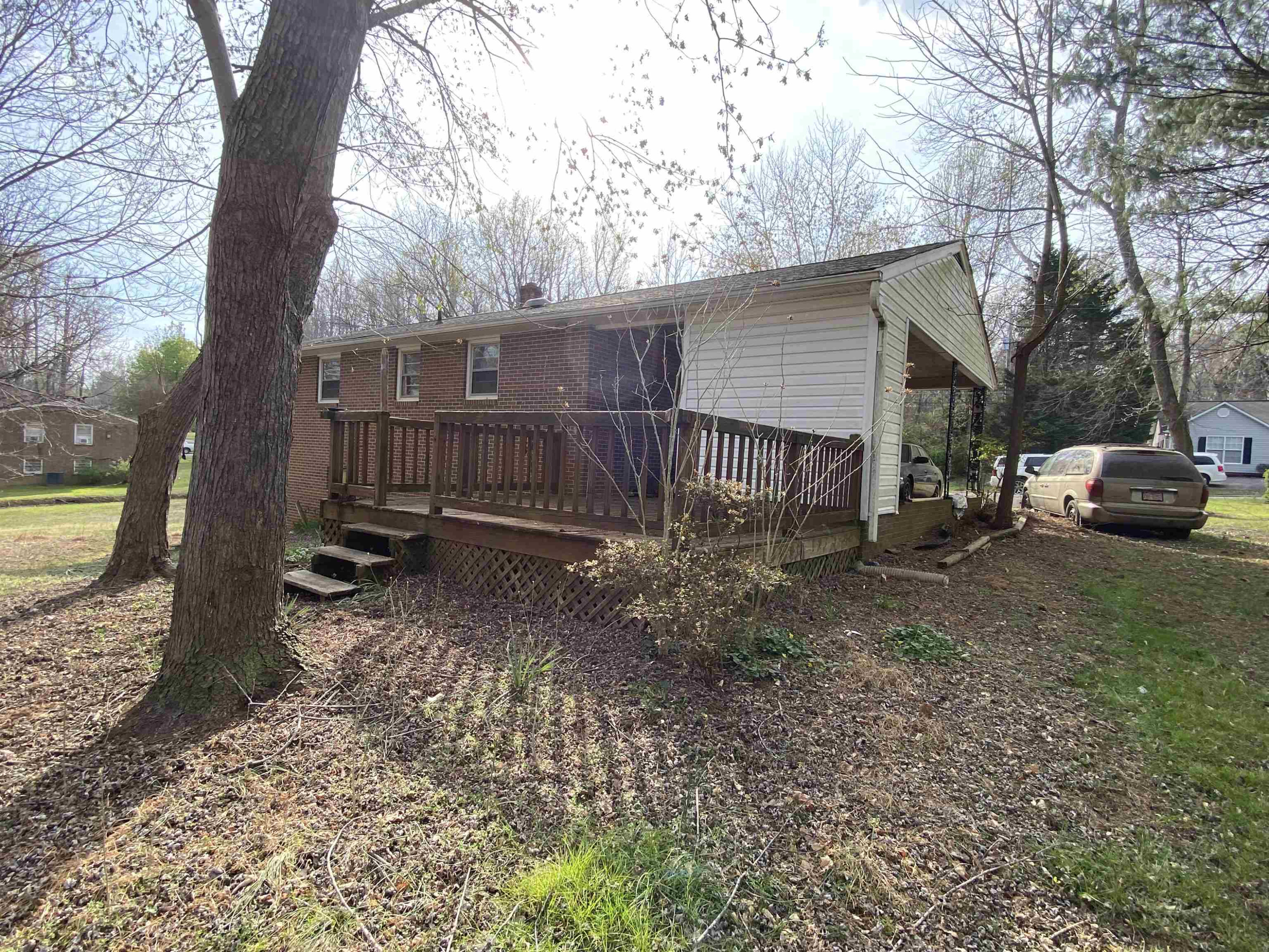 718 Doug Street Roxboro, NC 27573 - Photo 7 of 38 Photo 7